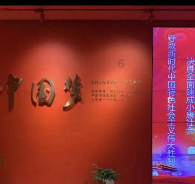 泰坦黎明